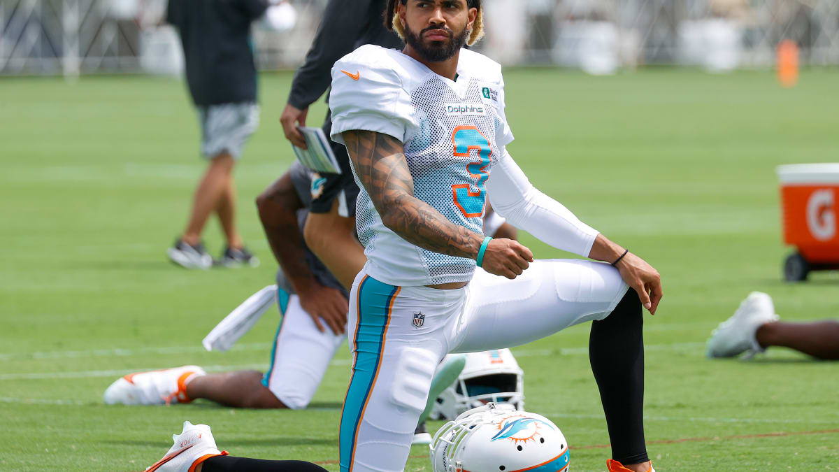 Dolphins rule Fuller out, WR dealing with personal matter