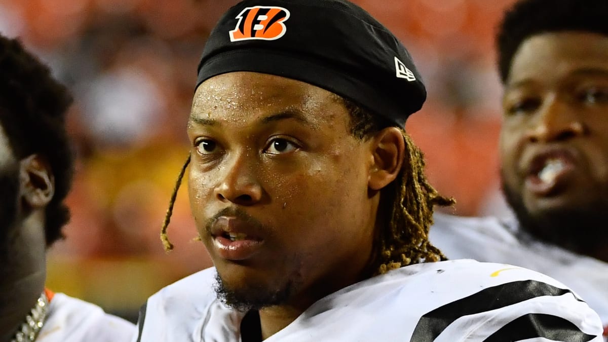 Michael Jordan at right guard as Bengals release depth chart ahead