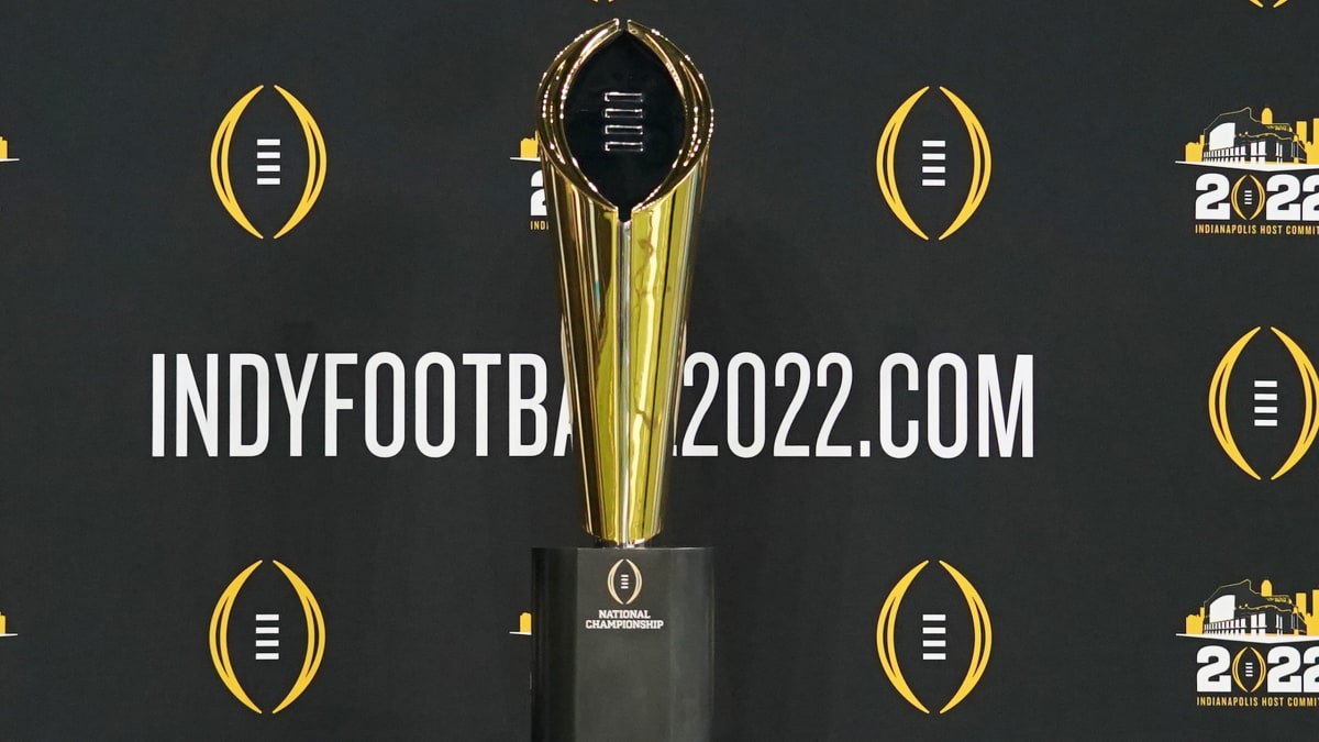 College Football Playoff Predictions: Which Teams Will Advance to the National  Championship?