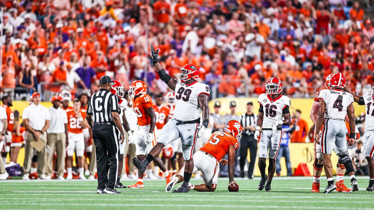 Gradick Sports - #UGA DL Jordan Davis finished his National