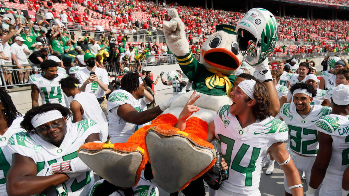 Oregon Ducks beat Ohio State Buckeyes without Kayvon Thibodeaux, Justin  Flowe - ESPN