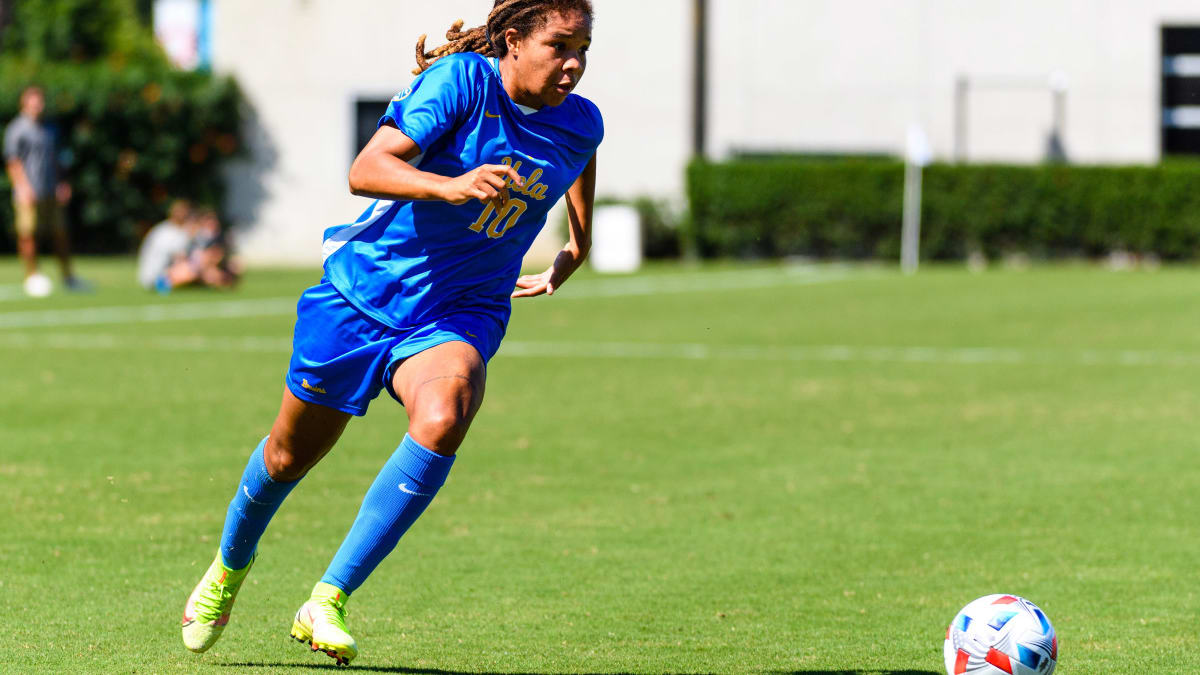 UCLA women's soccer forward Mia Fishel called up to USWNT training camp -  Daily Bruin