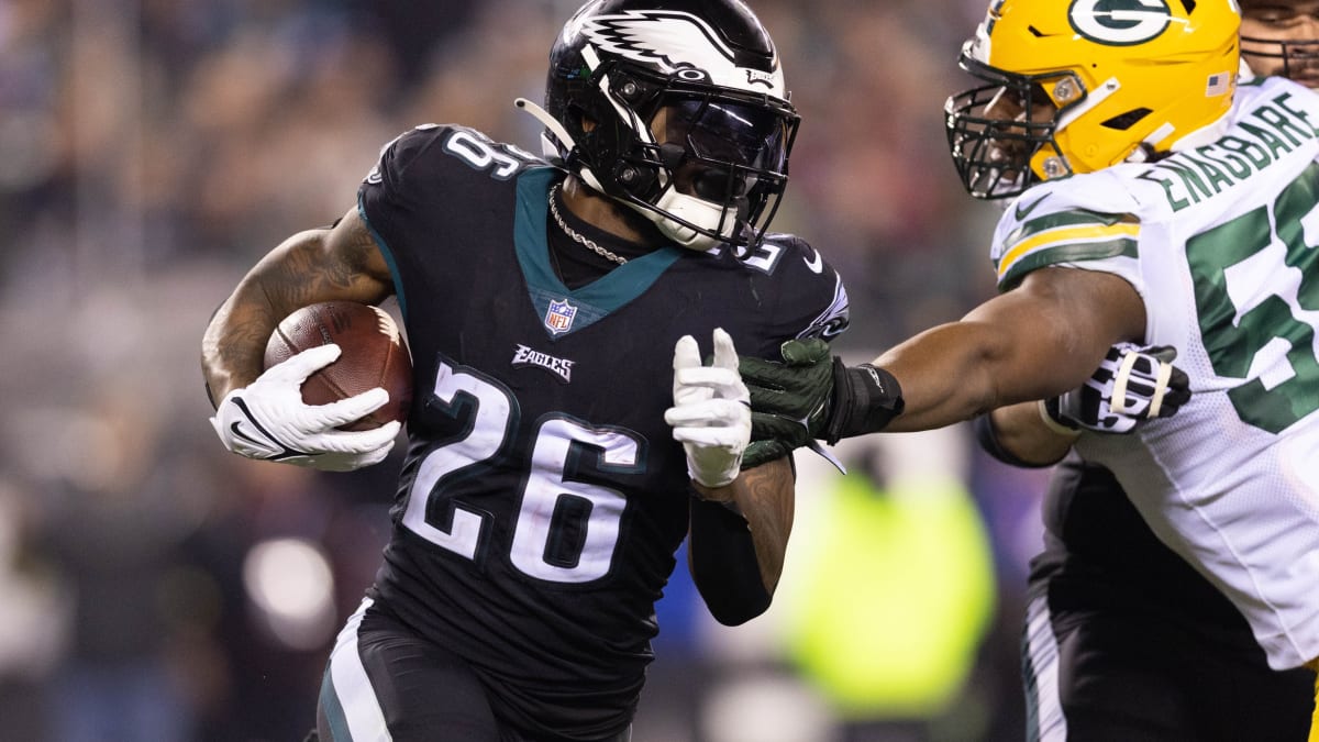 Philadelphia Eagles Stagnant vs. Commanders, Trail at Halftime - Sports  Illustrated Philadelphia Eagles News, Analysis and More