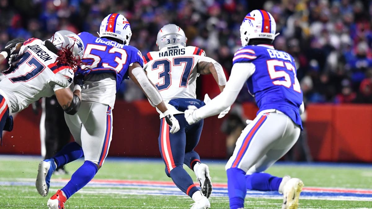 New England Patriots survive late scare from Buffalo Bills, hang on for  37-31 win – New York Daily News