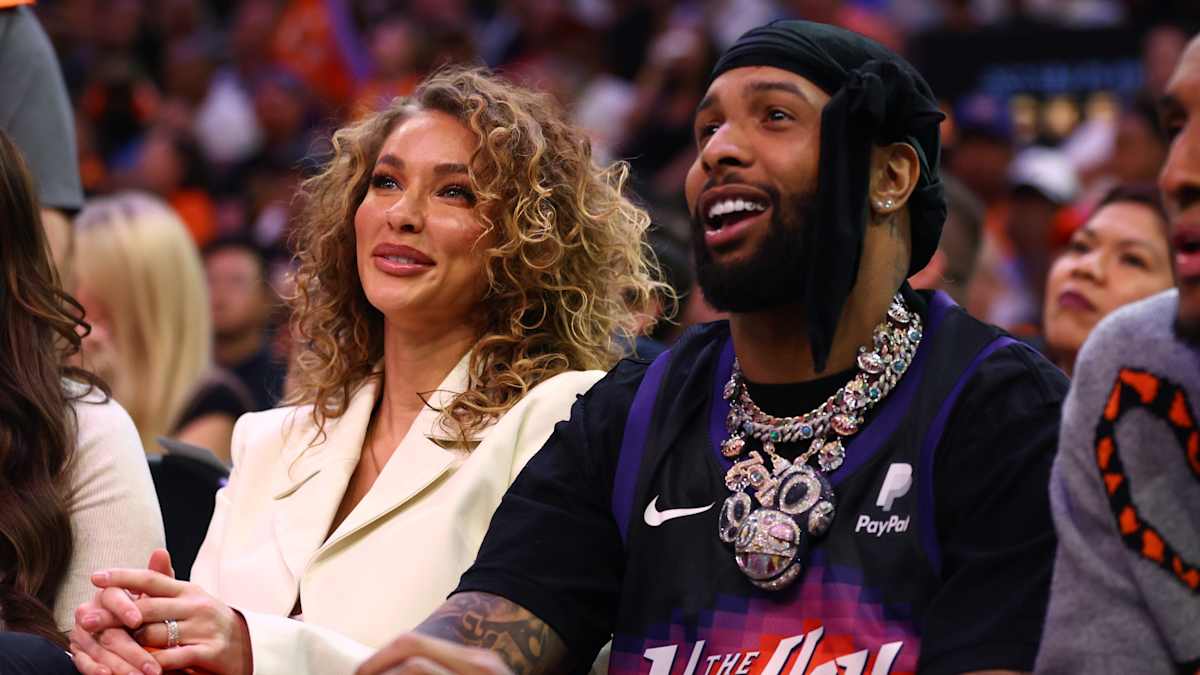 Odell Beckham Jr. Met With Ovation At Mavs Game