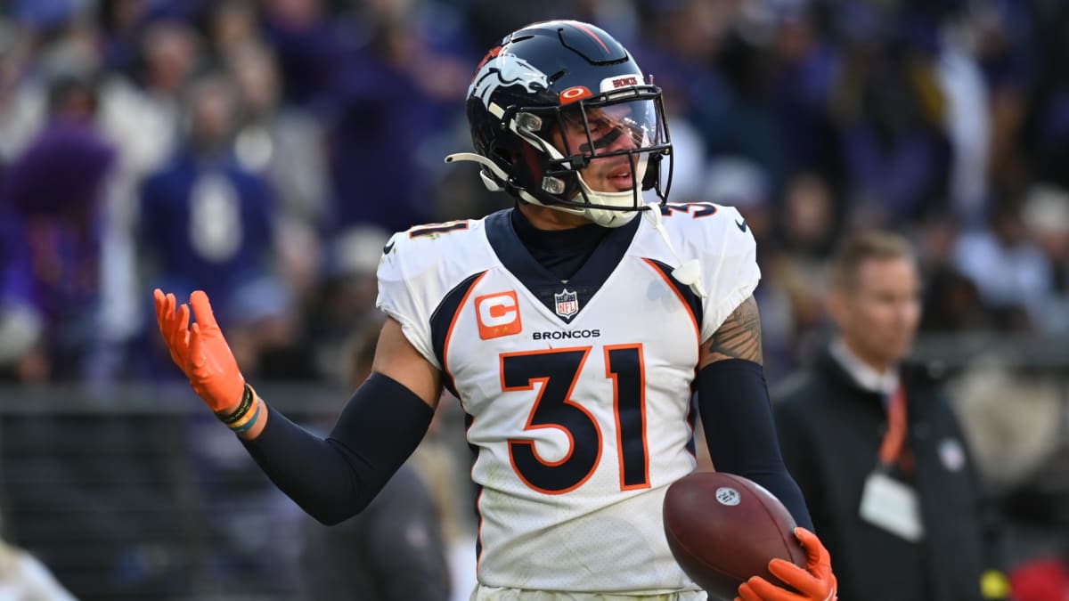 Denver Broncos S Justin Simmons Gets Testy With Reporters in Defense of DC  Vance Joseph - Sports Illustrated Mile High Huddle: Denver Broncos News,  Analysis and More