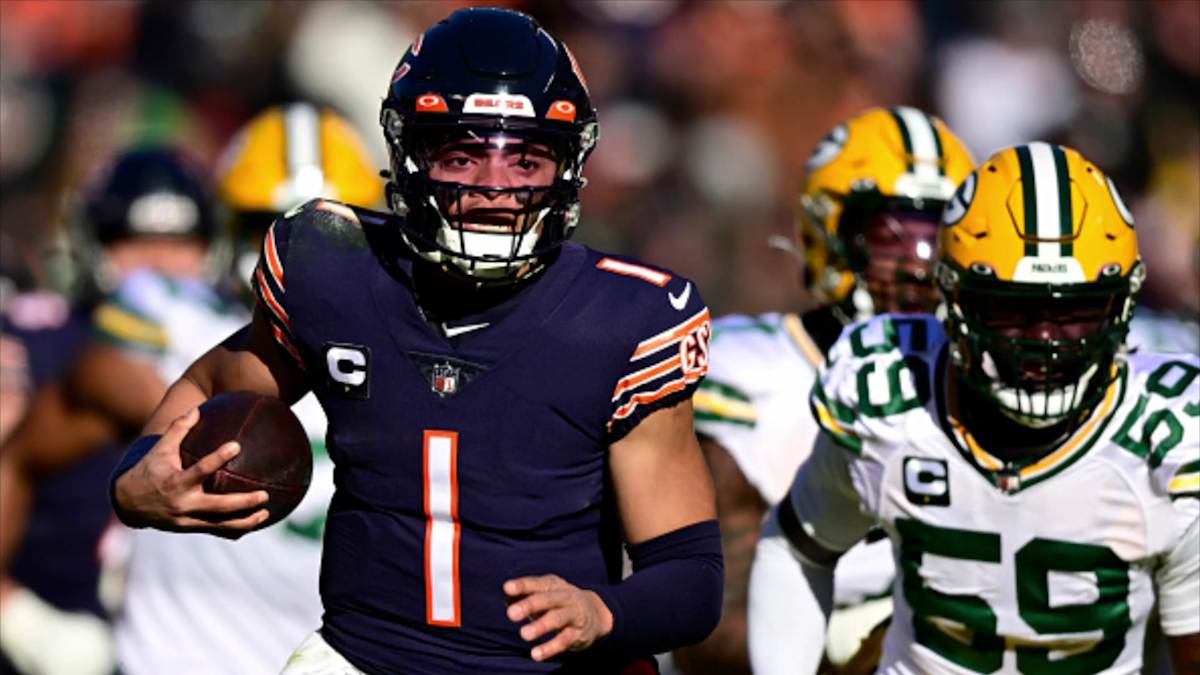 Chicago Bears more open about Justin Fields' mistakes - Sports Illustrated Chicago  Bears News, Analysis and More