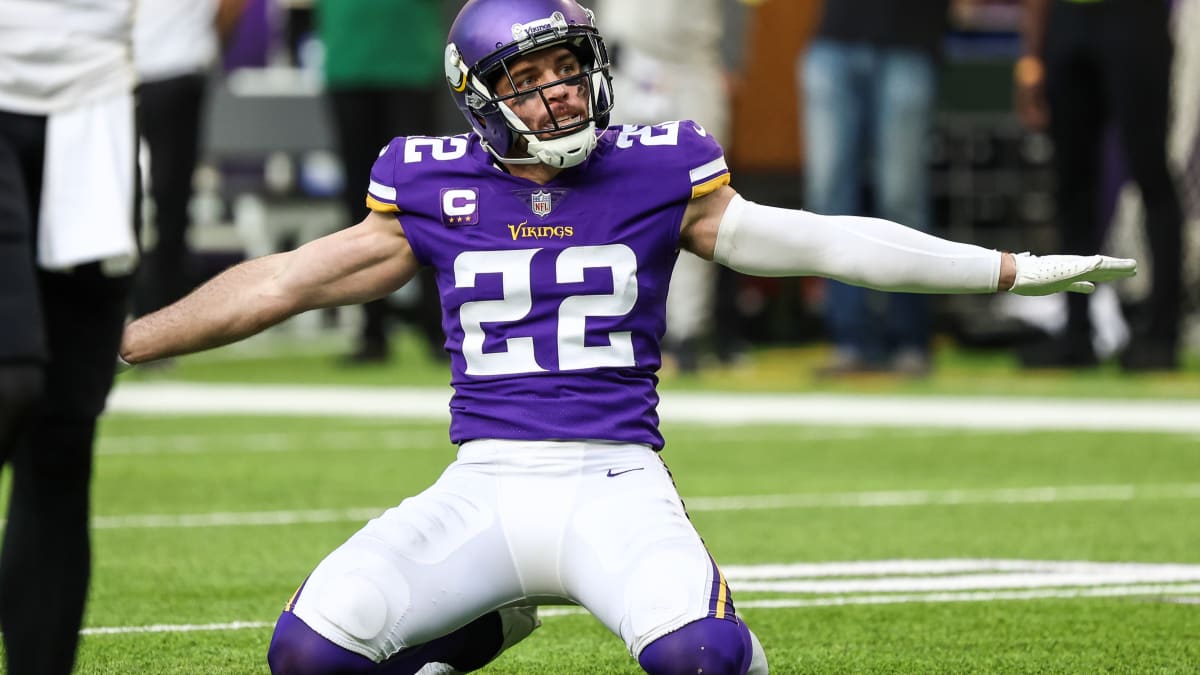 Report: Christian Darrisaw, Harrison Smith OUT for Vikings against Lions -  Daily Norseman