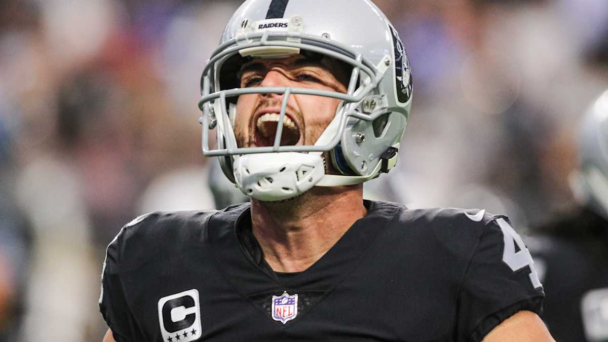 Raiders QB Derek Carr aims to unite people, will not just stick to sports