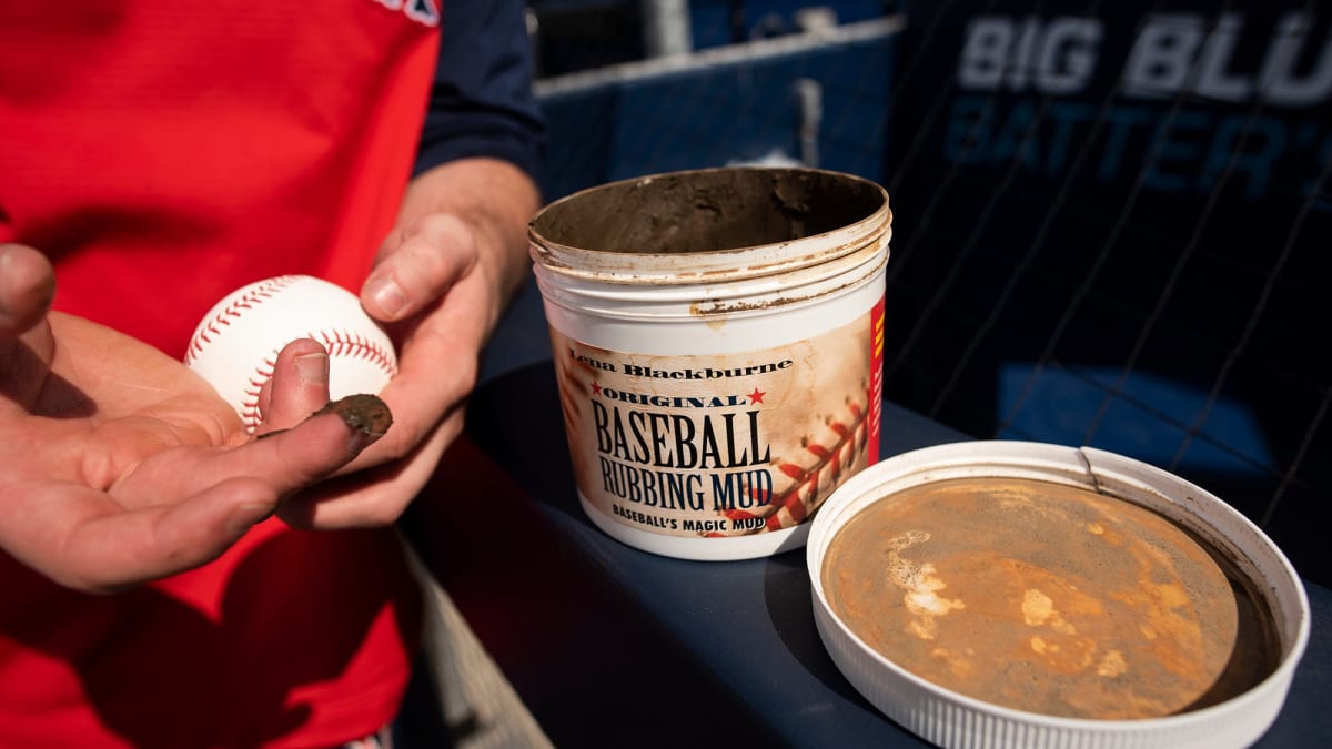 MLB leans on longtime mud supplier, not Rawlings, to coat balls - Sports  Illustrated