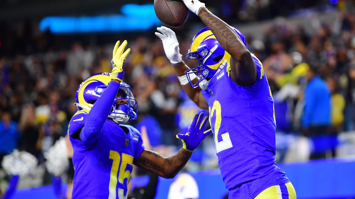 Los Angeles Rams Trail Las Vegas Raiders at Halftime, But QB Baker Mayfield  Solid in LA Debut - Sports Illustrated LA Rams News, Analysis and More