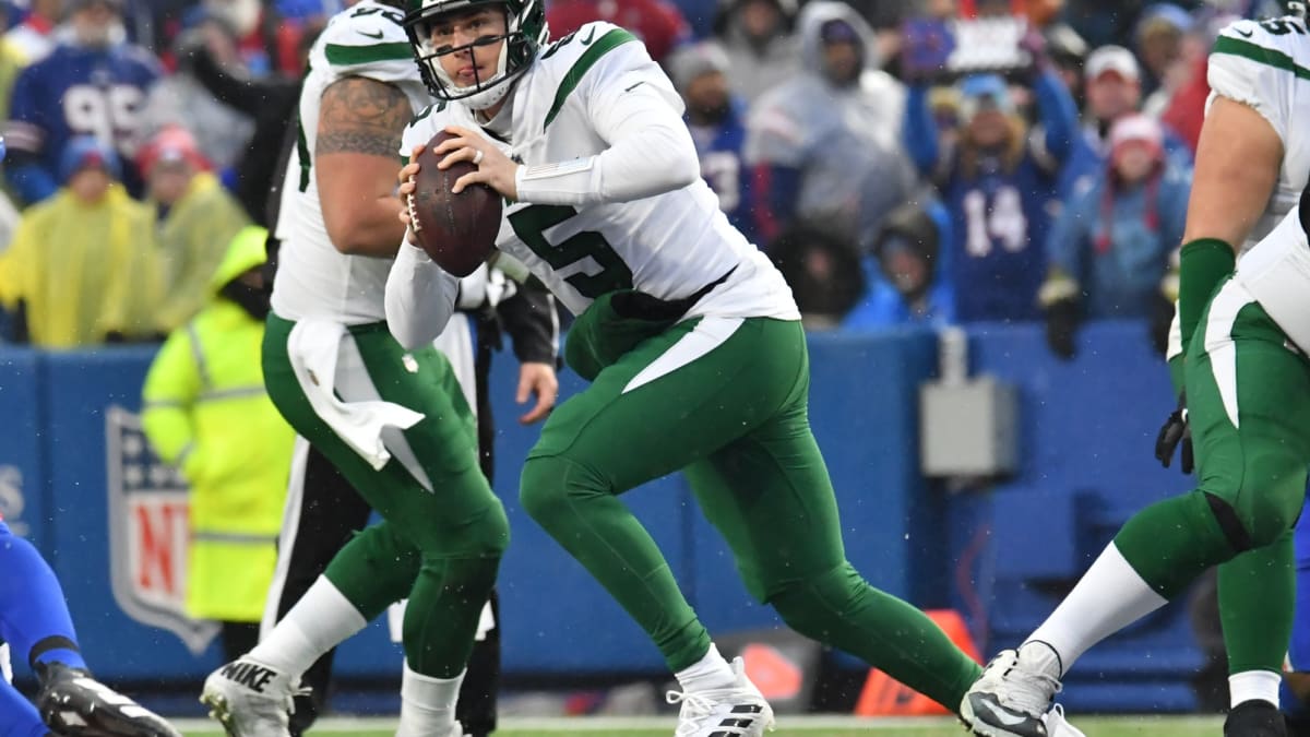 Mike White injury: Jets QB taken to hospital after loss to Bills