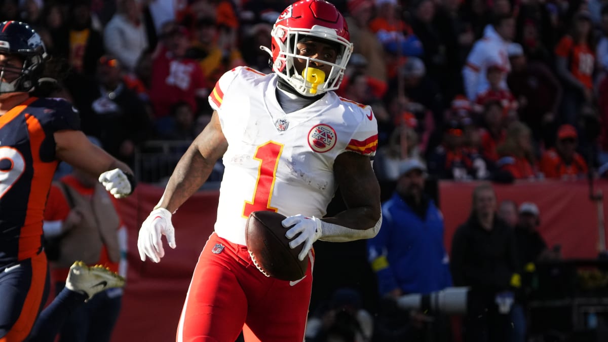 Running back Jerick McKinnon officially re-signs with Chiefs