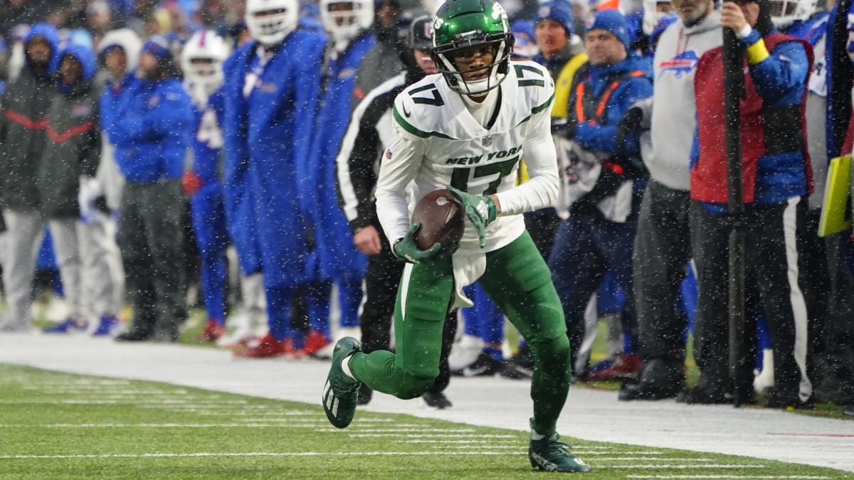 New York Jets WR Garrett Wilson Earning Comparisons to Minnesota Vikings WR Justin  Jefferson - Sports Illustrated New York Jets News, Analysis and More