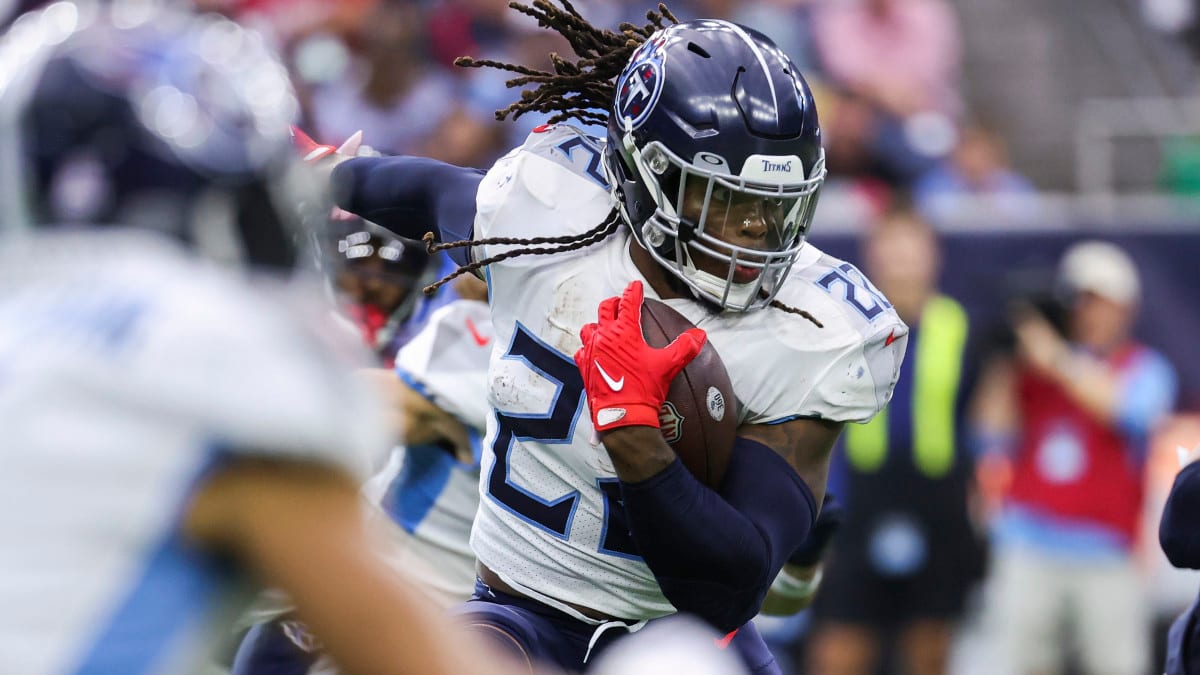 Tennessee Titans Derrick Henry MUST BULLY the Chargers, Harassing