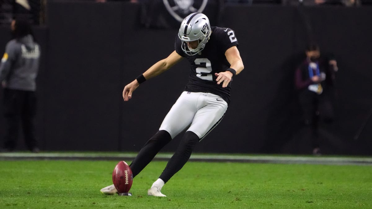 Raiders countdown to kickoff: 9: Who wore it best, who's wearing