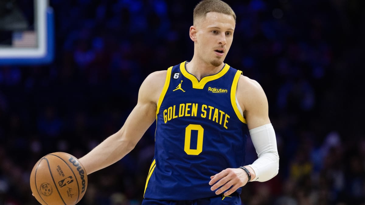 Golden State Warriors' Donte DiVincenzo stars vs. Sixers