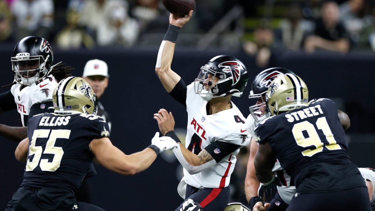 WATCH: Atlanta Falcons Rookie QB Desmond Ridder Off to Fast Start vs. New  York Jets - Sports Illustrated Atlanta Falcons News, Analysis and More