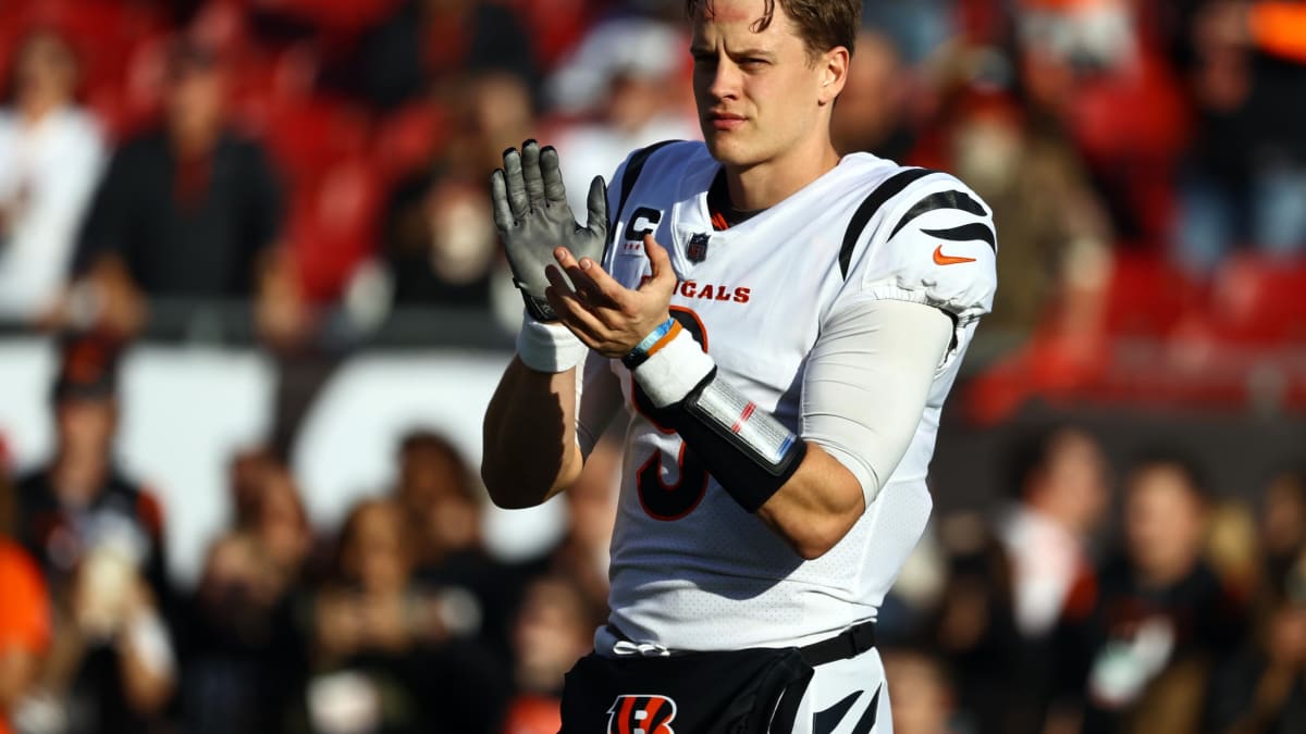 Joe Burrow Wears All Black Suit For Cincinnati Bengals' Primetime Matchup  With Baltimore Ravens - Sports Illustrated Cincinnati Bengals News,  Analysis and More