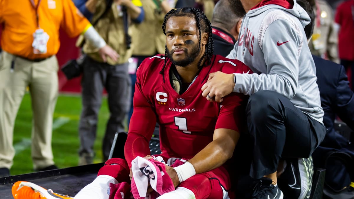 Cardinals' Kyler Murray carted off field vs. Patriots with non-contact  injury