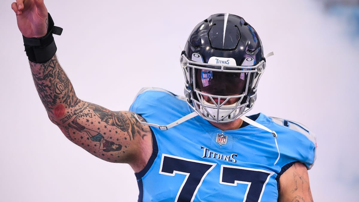 Taylor Lewan teases Steelers again with Mike Tomlin praise