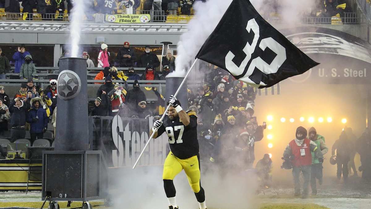 Minus 'the big man,' Steelers retire Franco Harris' uniform number in  emotional ceremony