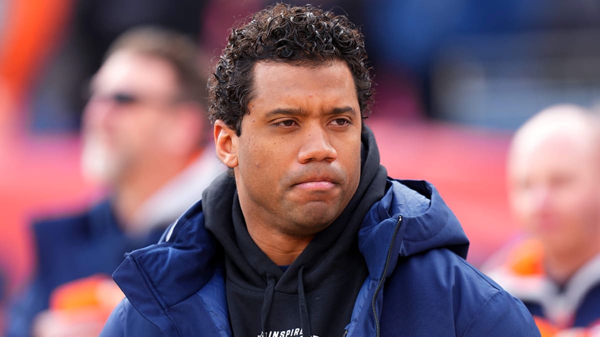 Russell Wilson blasted by NFL coach, executive for poor conditioning,  attitude in 2022