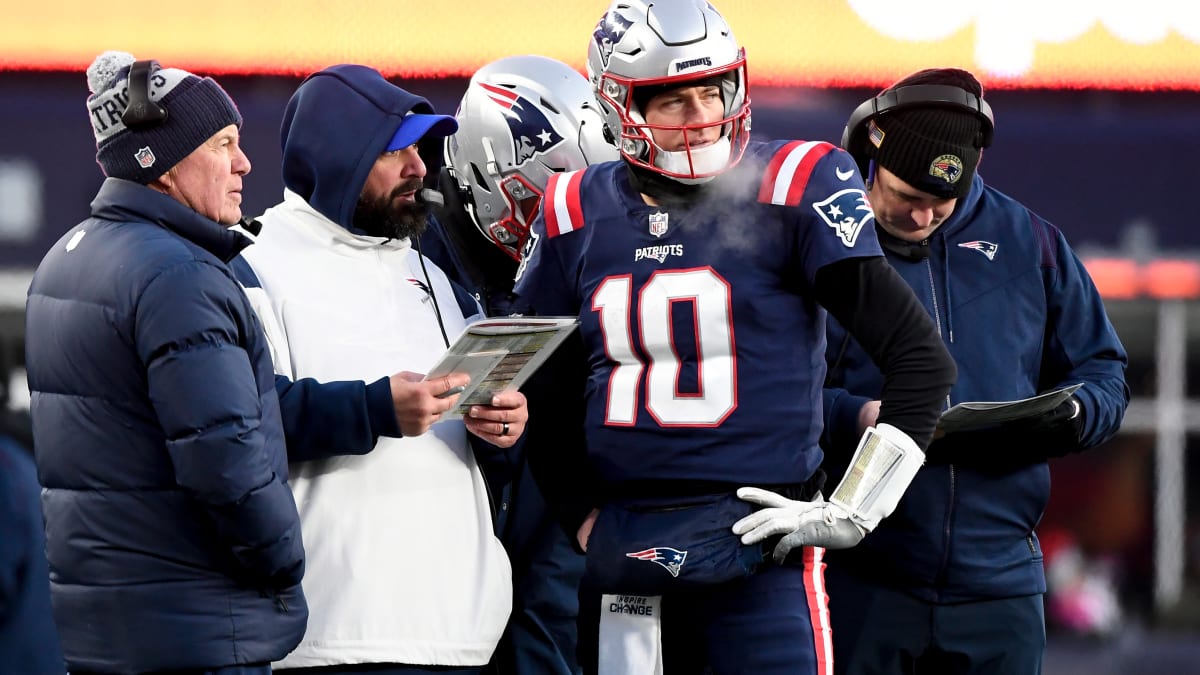 Careful, Cowboys! QB Mac Jones 'Doing Dirty S***!' in New England Patriots  at Dallas? - FanNation Dallas Cowboys News, Analysis and More