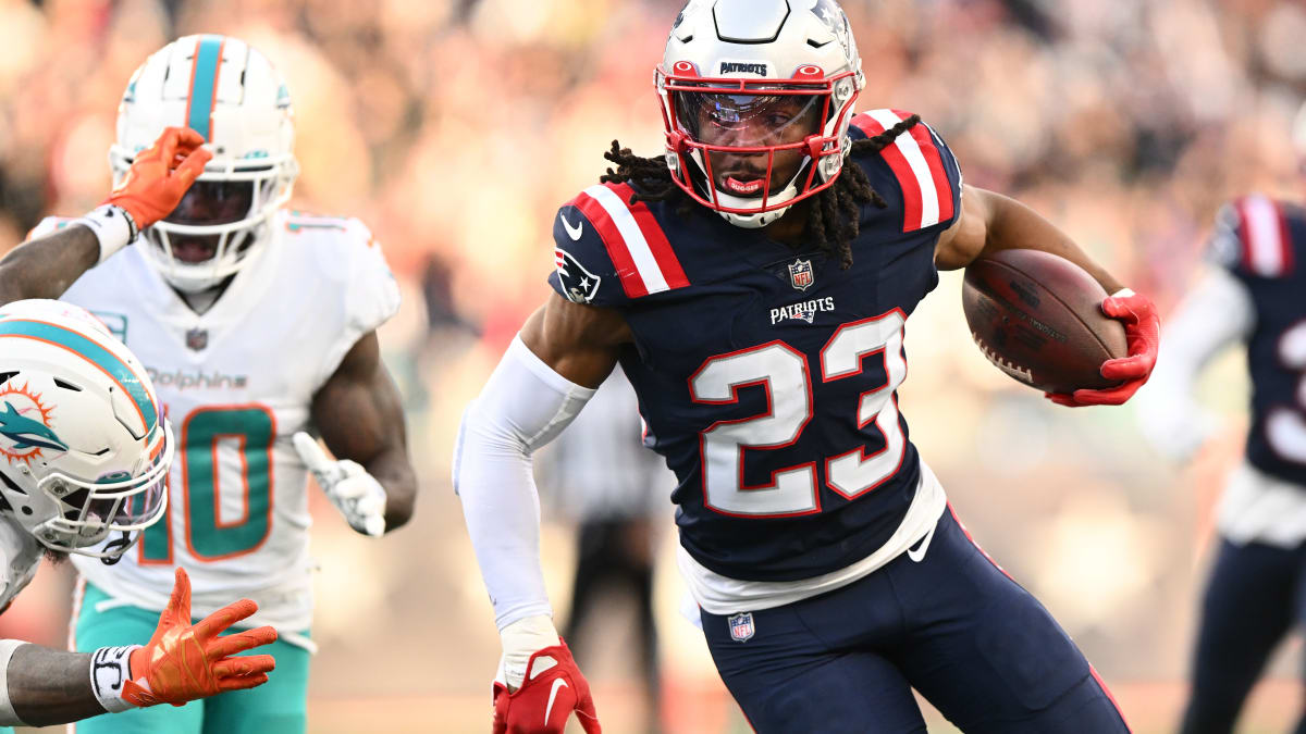 New England Patriots at Dallas Cowboys: Jonathan Jones, Cole Strange Out? -  Injury Tracker - Sports Illustrated New England Patriots News, Analysis and  More