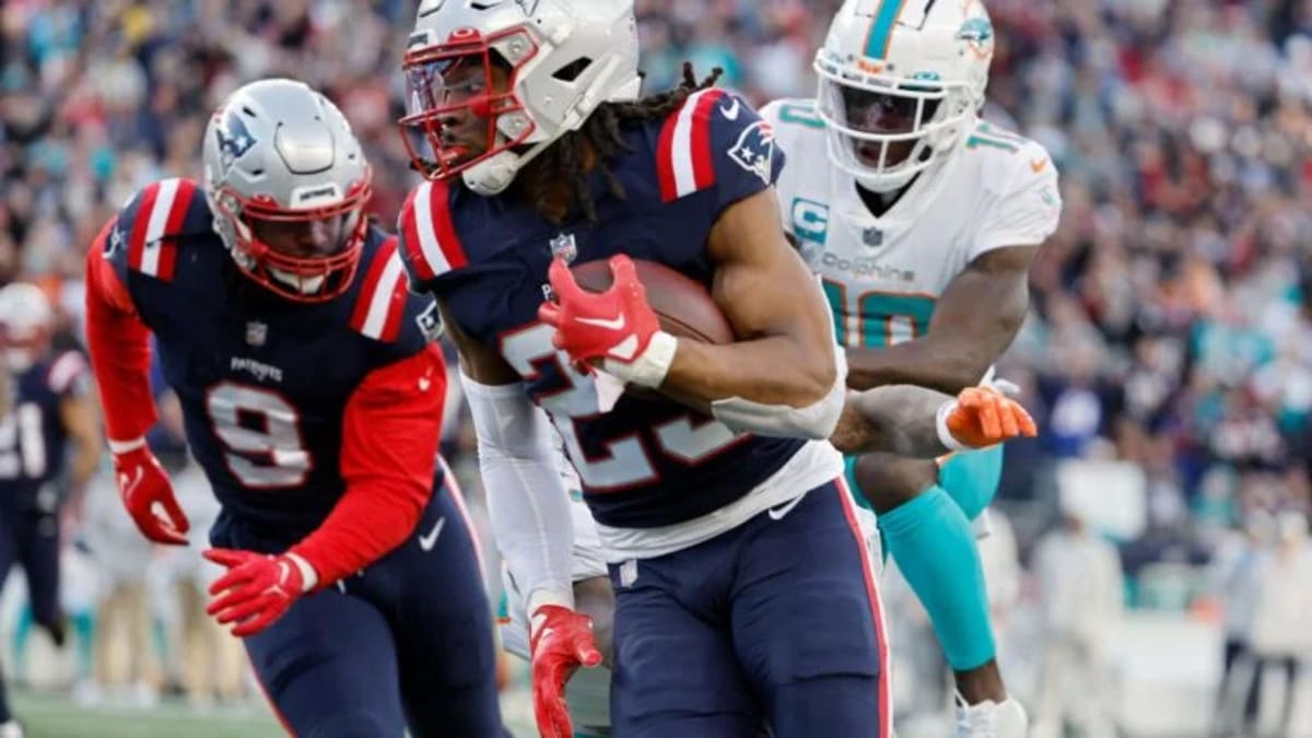 Patriots beat Texans, overcome sloppy play, defense embarrassing start