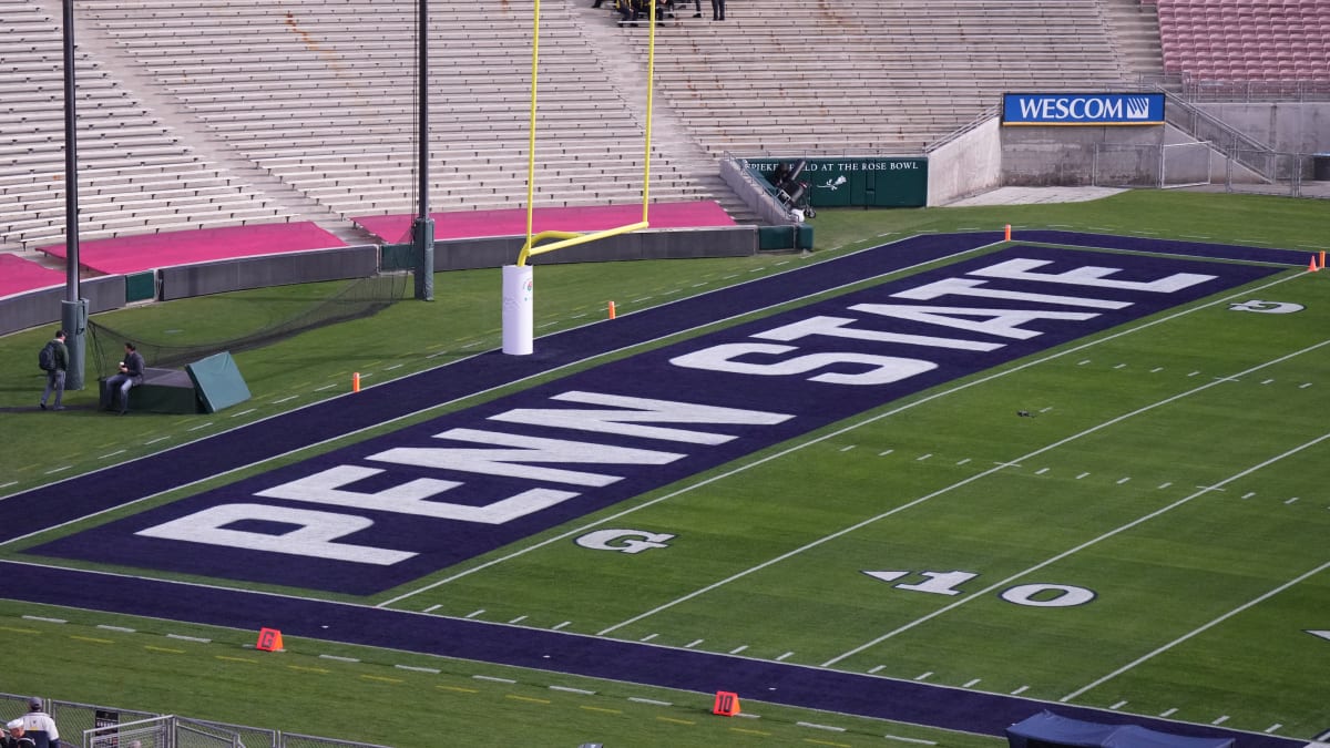 Franco Harris tribute: Penn State players don No. 34 jerseys for Rose Bowl  arrival