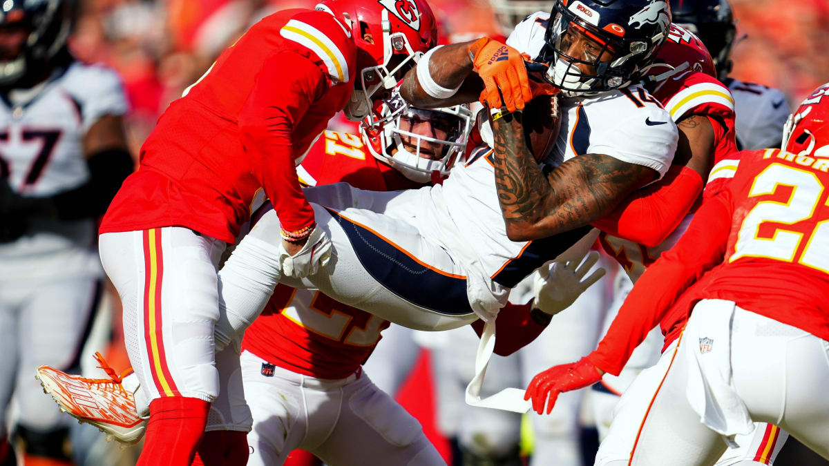 Denver Broncos Players & Coaches React to Bad OPI Penalty on Courtland  Sutton - Sports Illustrated Mile High Huddle: Denver Broncos News, Analysis  and More