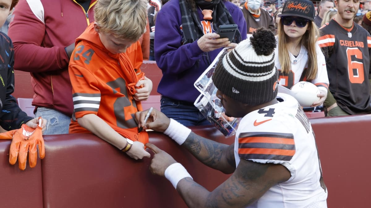 Photo: Steelers Sack Cleveland Browns Deshaun Watson - PIT2023010818 