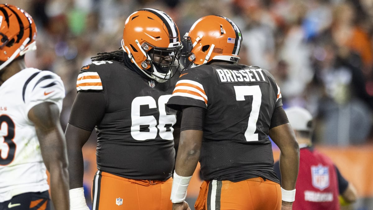 Cleveland Browns offensive tackle James Hudson III (66) walks back