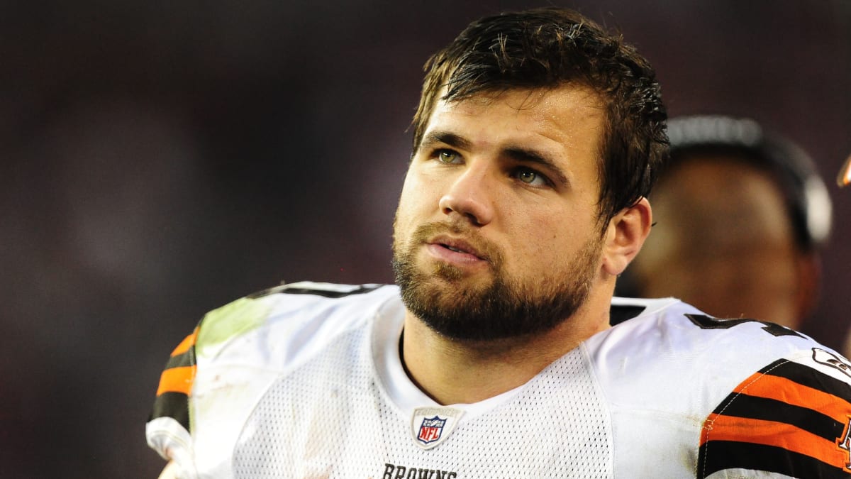 Peyton Hillis: Is He a One-Year Fluke or a Legit Long-Term Dominating Back?, News, Scores, Highlights, Stats, and Rumors