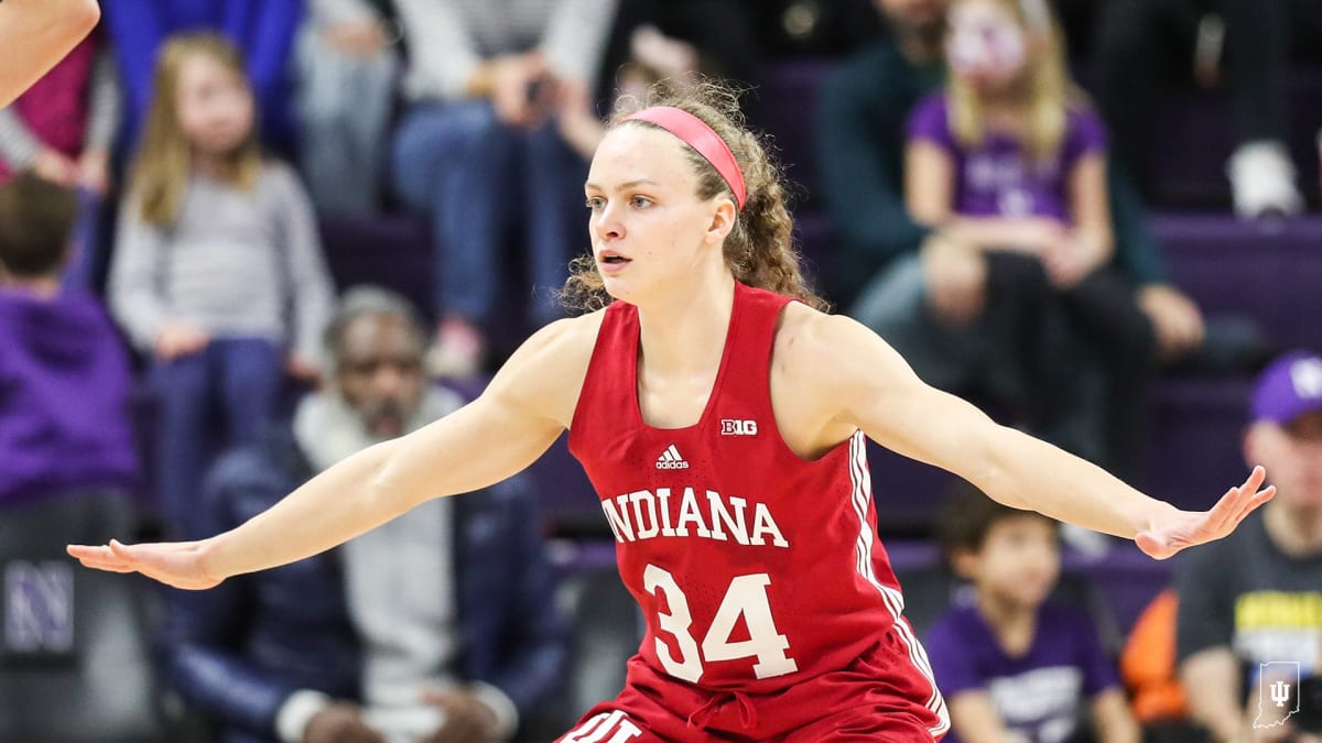 Indiana women's basketball: Grace Berger to attend 2023 WNBA Draft - The  Crimson Quarry