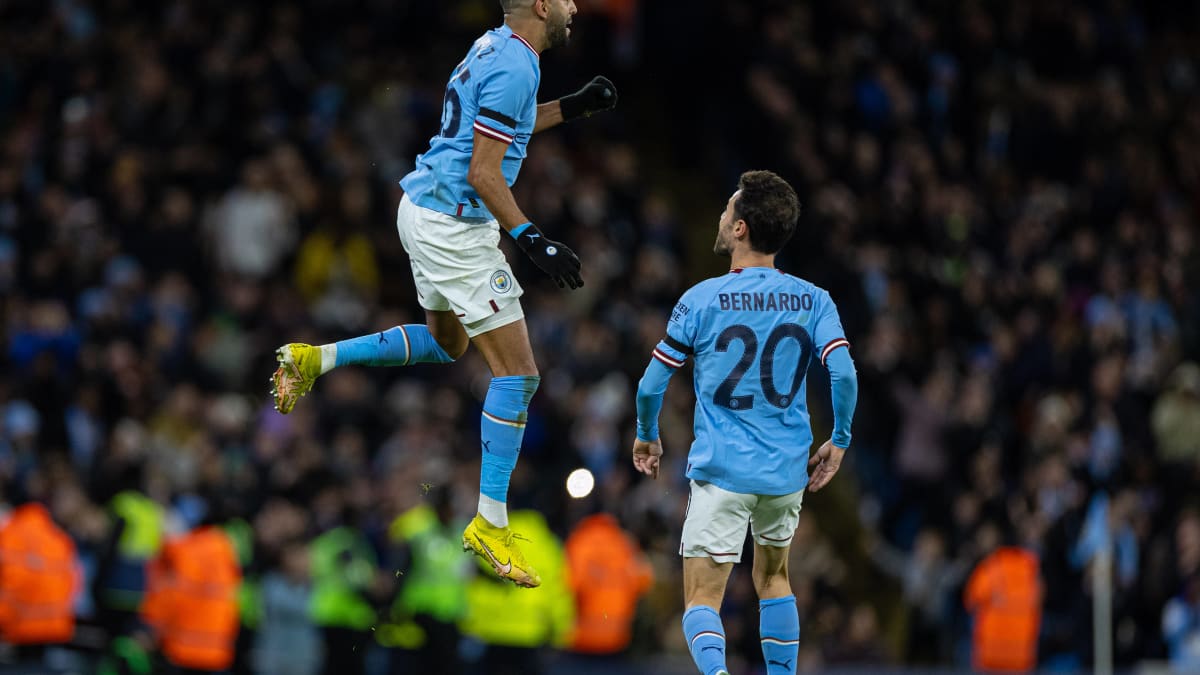 Manchester City 2-0 Chelsea: Riyad Mahrez and Julian Alvarez score