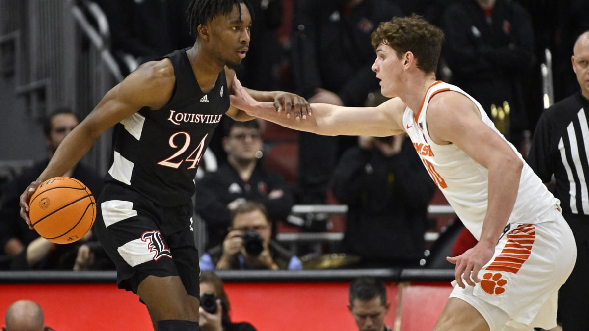 Clemson basketball vs Louisville Cardinals