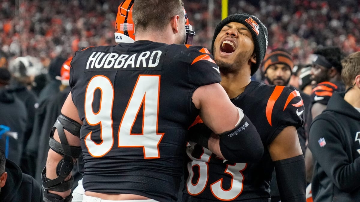 Listen: Cincinnati Bengals Radio Voice Dan Hoard's Radio Call Of Sam  Hubbard's Fumble Return Score - Sports Illustrated Cincinnati Bengals News,  Analysis and More