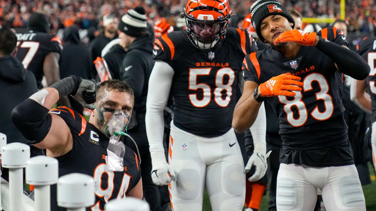 Bengals' Sam Hubbard to miss “a few weeks” with calf injury, per report -  Cincy Jungle