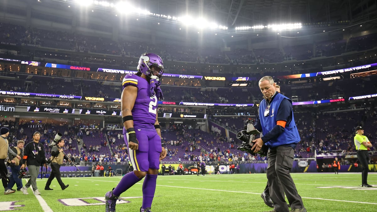 Minnesota Vikings on X: A look inside the #Vikings locker room before the  team took the field on Saturday night.  / X