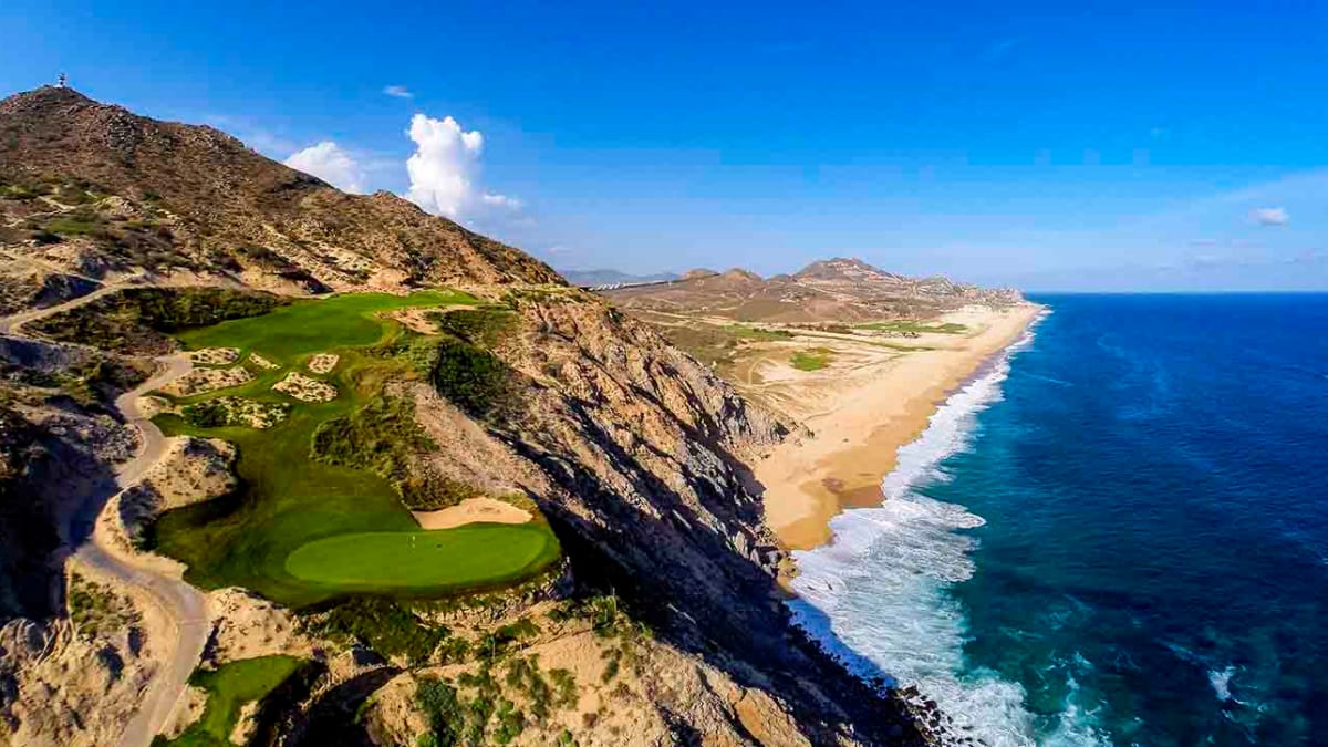 Inside The Latest SI Weekly Podcast: How a Trip to Cabo Changed