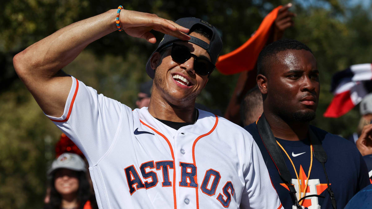 Houston Astros: Jeremy Peña now a celebrity, but he doesn't act it