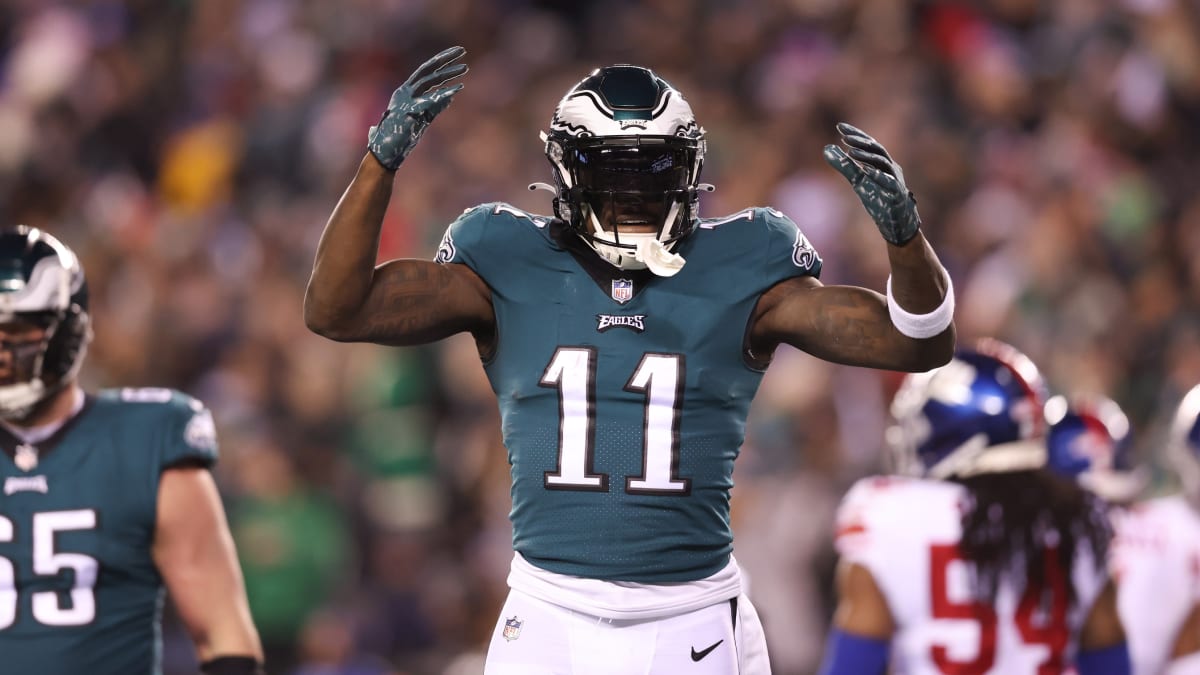 A.J. Brown sets Eagles receiving record while Titans miss playoffs