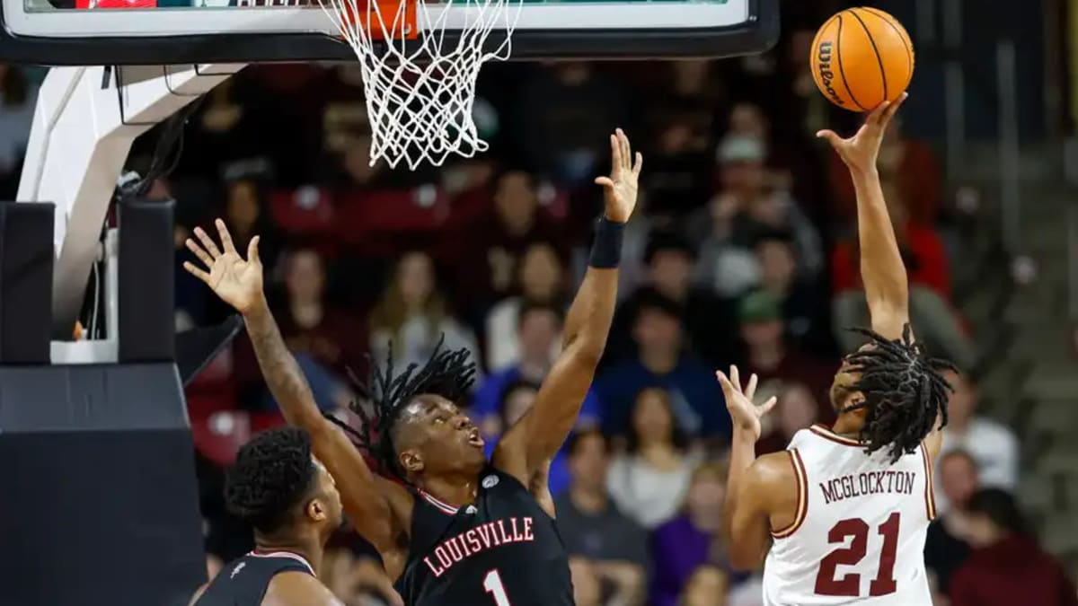 Louisville Sweeps Boston College, Remains Undefeated in ACC Play - Card  Chronicle