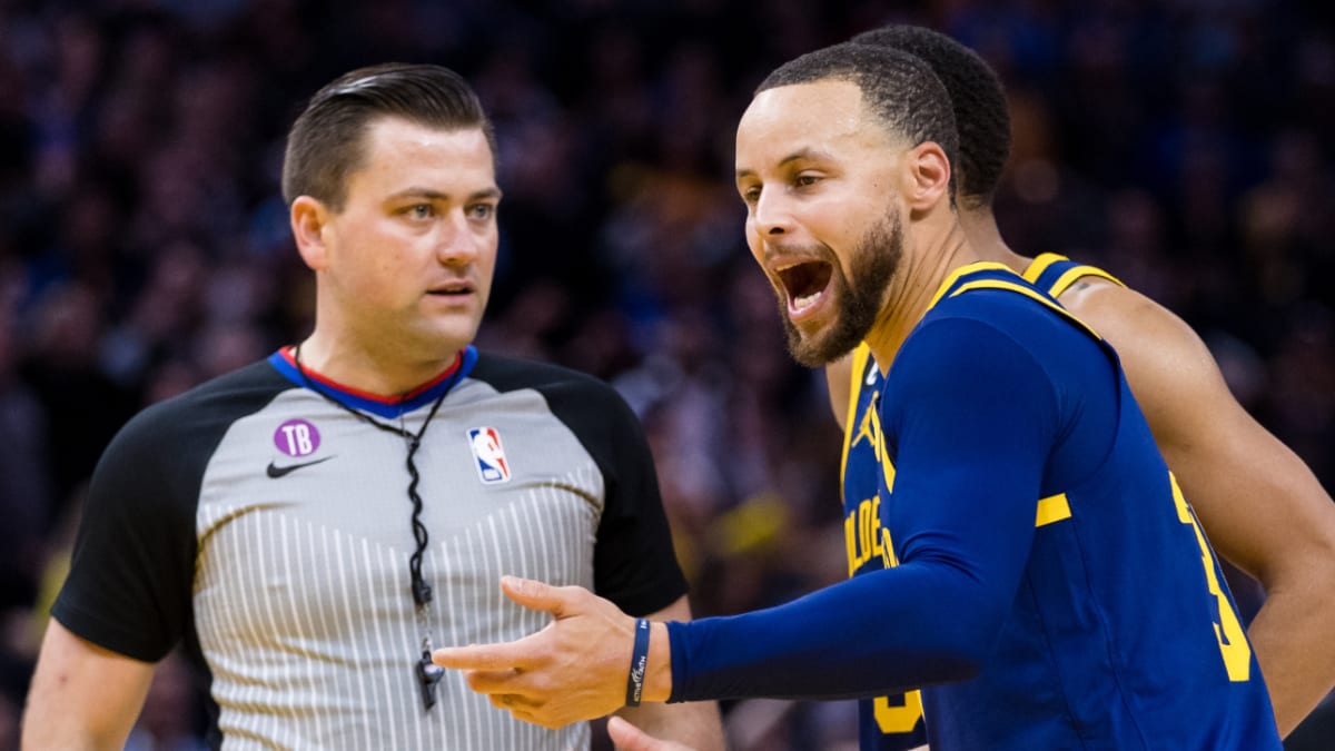 Stephen Curry: Mouthguard throw won't result in suspension - Sports  Illustrated