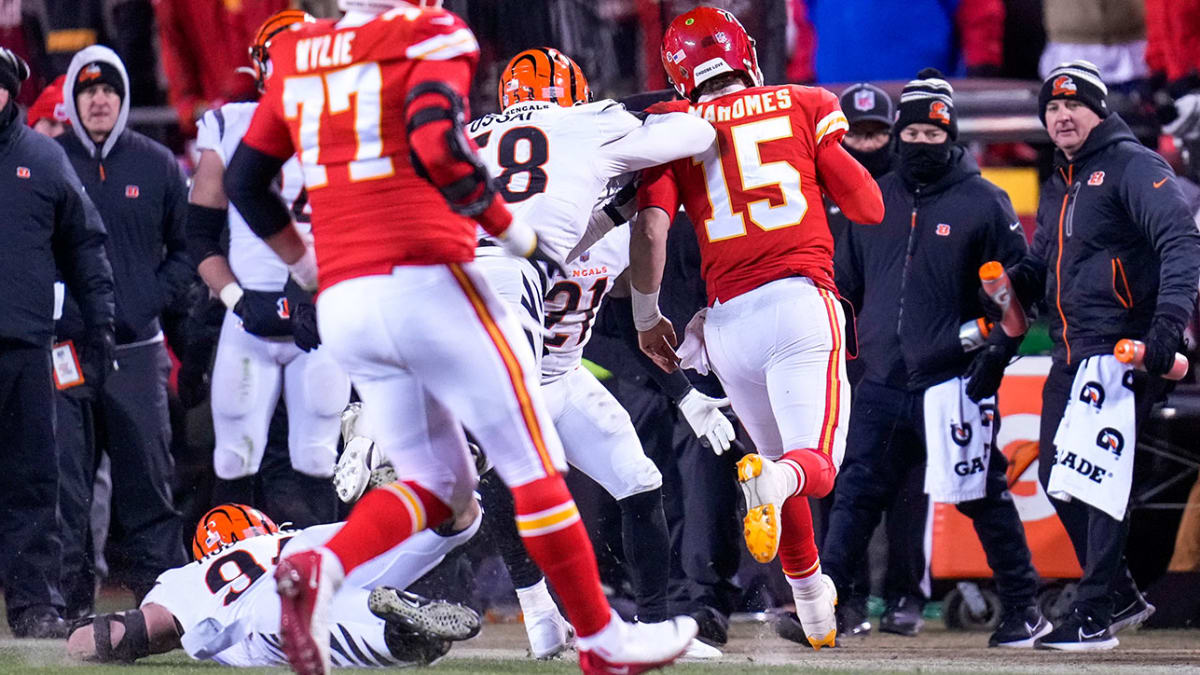 Bengals back emotional Joseph Ossai after brutal penalty vs Chiefs