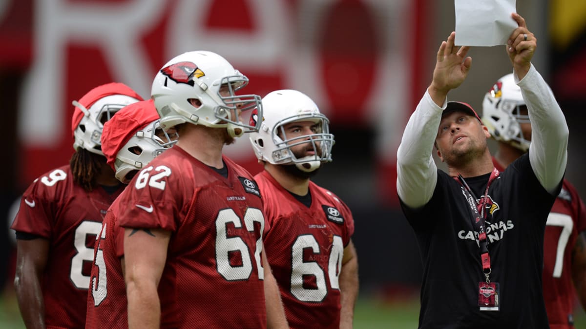 Takeaways From 'Hard Knocks In Season': Steve Heiden Takes Over As OL Coach