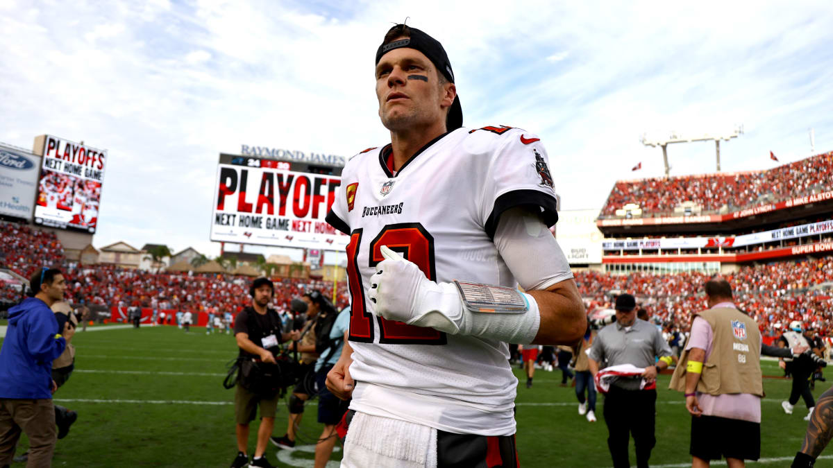 Tom Brady Officially Announces Retirement From the NFL - Tampa Bay  Buccaneers, BucsGameday