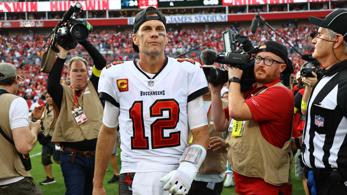 Tampa Bay Buccaneers Quarterback Tom Brady to retire: Twitter reacts